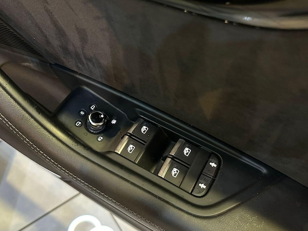 Used Audi A4 2017 for sale - 76324865: Photo 32