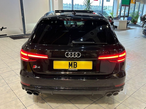 Used Audi A4 2017 for sale - 76324865: Photo 9