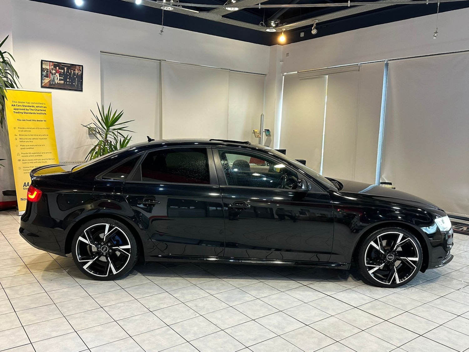 Used Audi A4 2012 for sale - 77707190: Photo 10