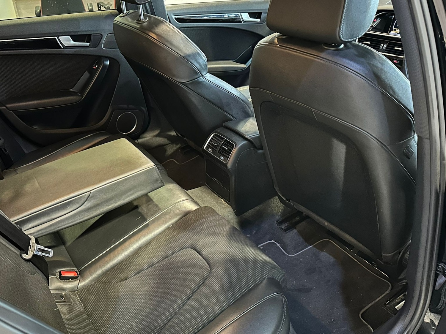 Used Audi A4 2012 for sale - 77707190: Photo 13