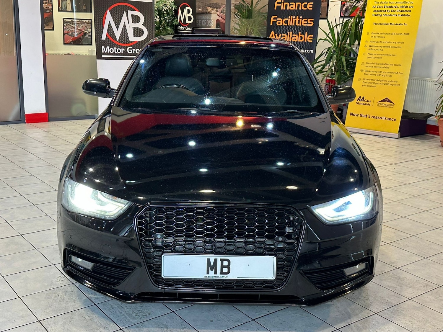 Used Audi A4 2012 for sale - 77707190: Photo 2