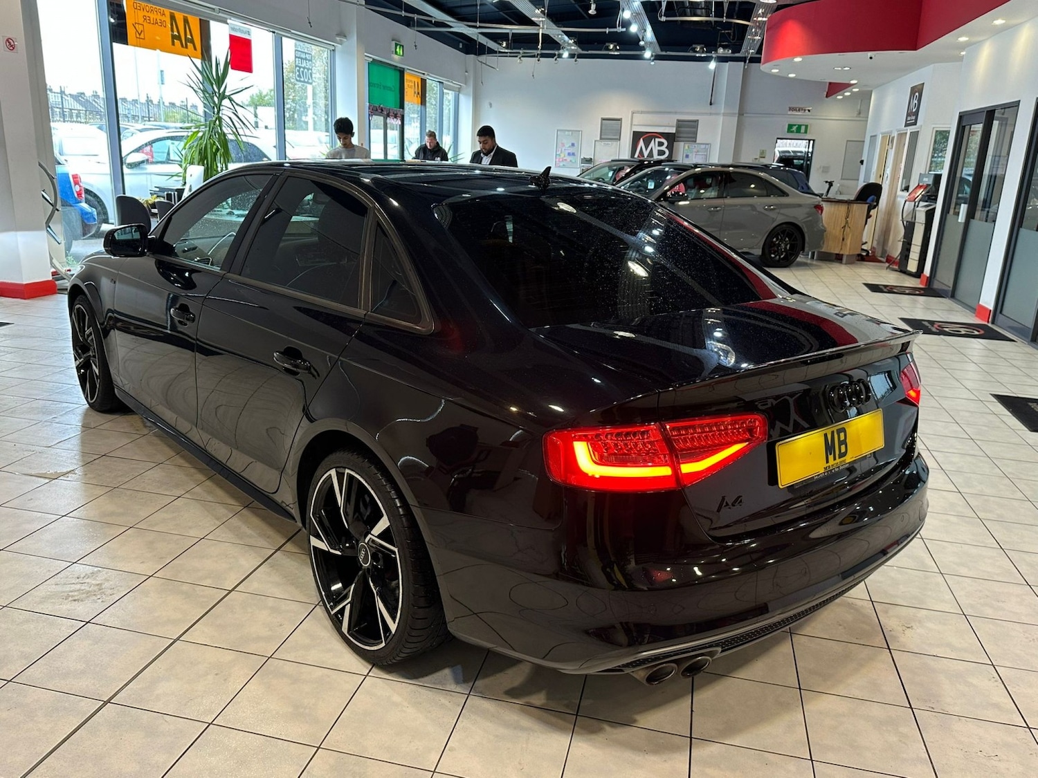 Used Audi A4 2012 for sale - 77707190: Photo 6