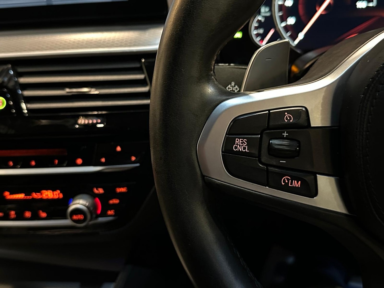 Used BMW 5 Series 2017 for sale - 77977135: Photo 25