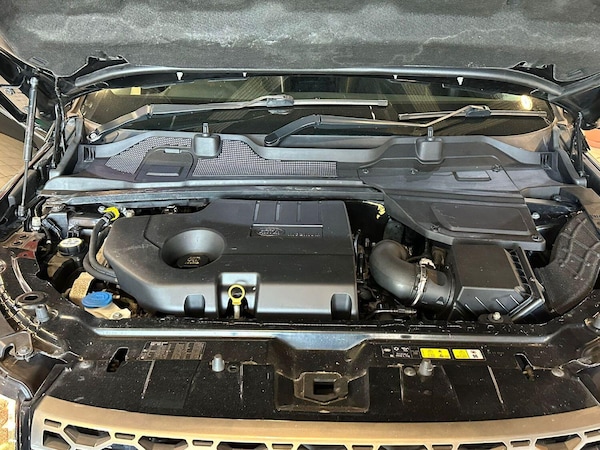 Used Land Rover Discovery Sport 2016 for sale - 76246156: Photo 28