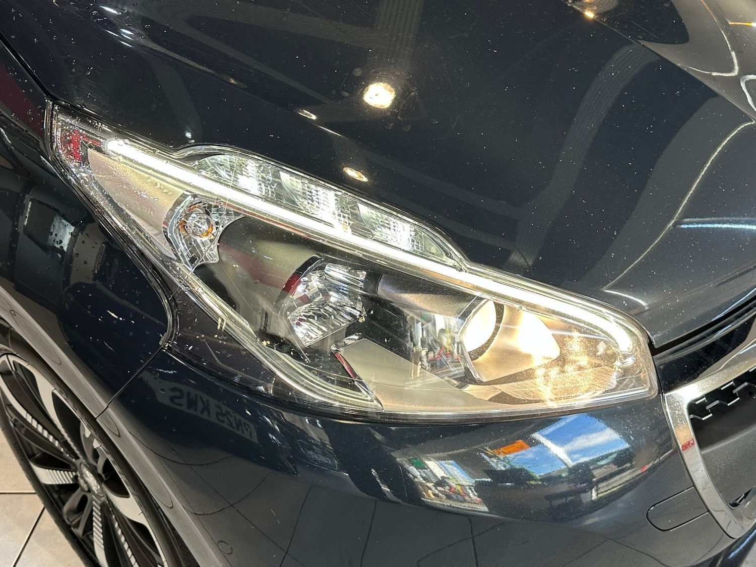 Used Peugeot 208 2018 for sale - 77233810: Photo 18