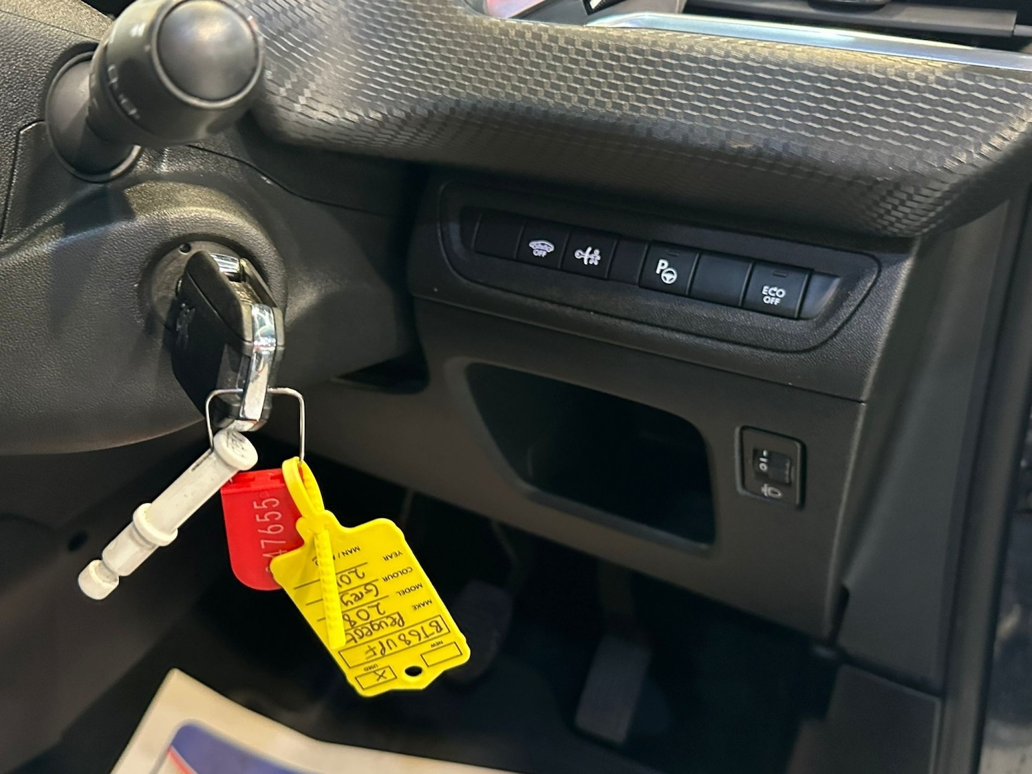 Used Peugeot 208 2018 for sale - 77233810: Photo 20