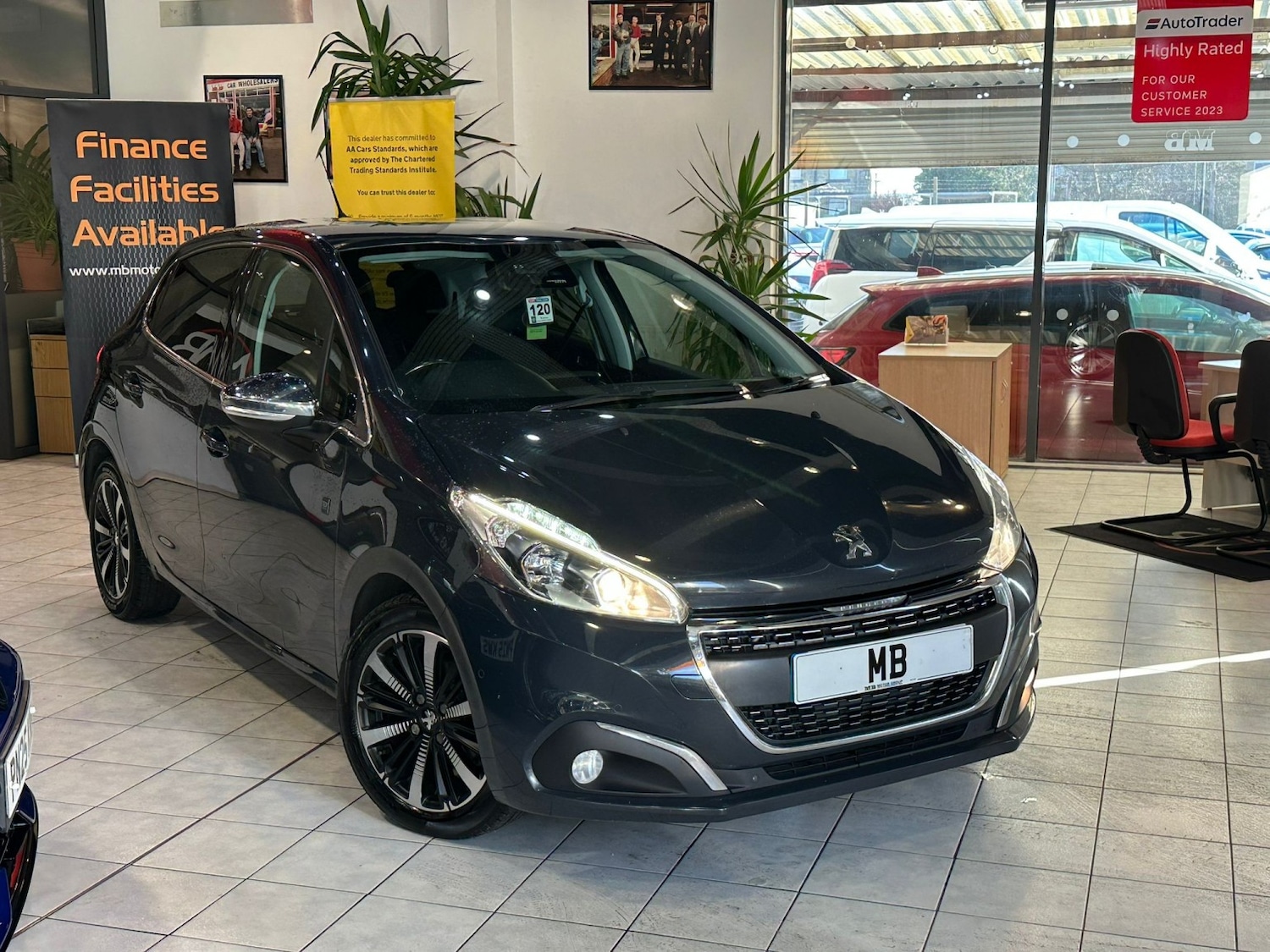Used Peugeot 208 2018 for sale - 77233810: Photo 5