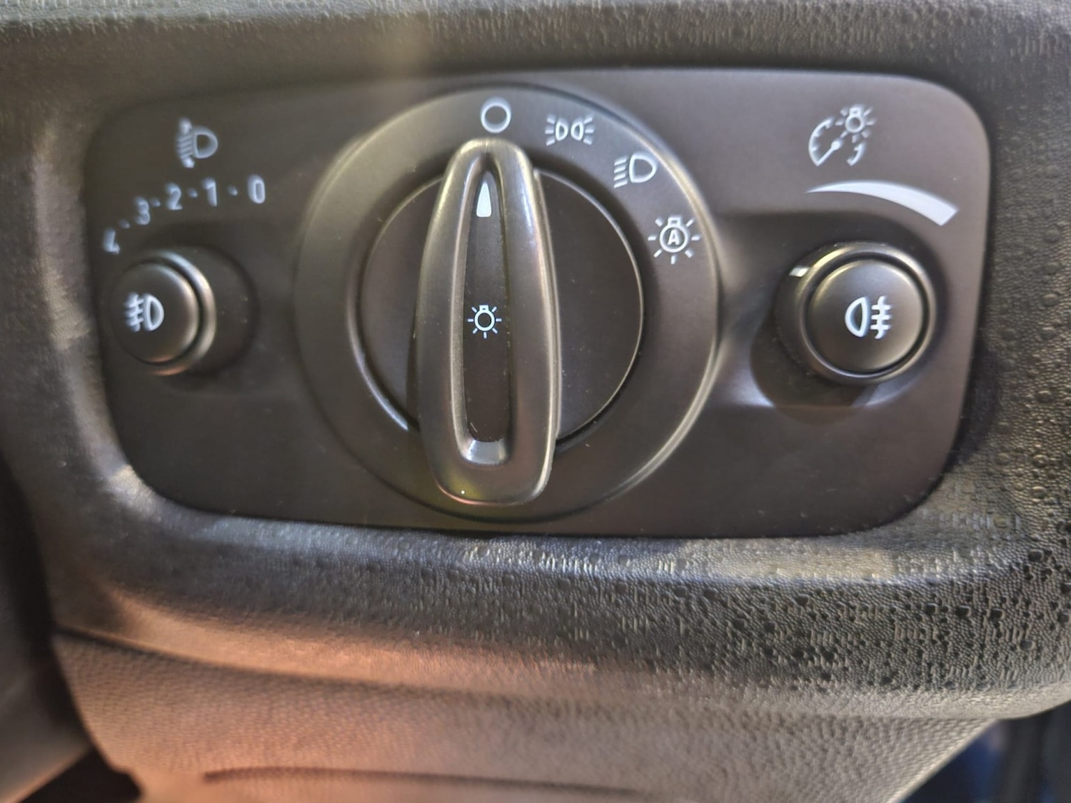 Used Ford Fiesta 2015 for sale - 76347129: Photo 16