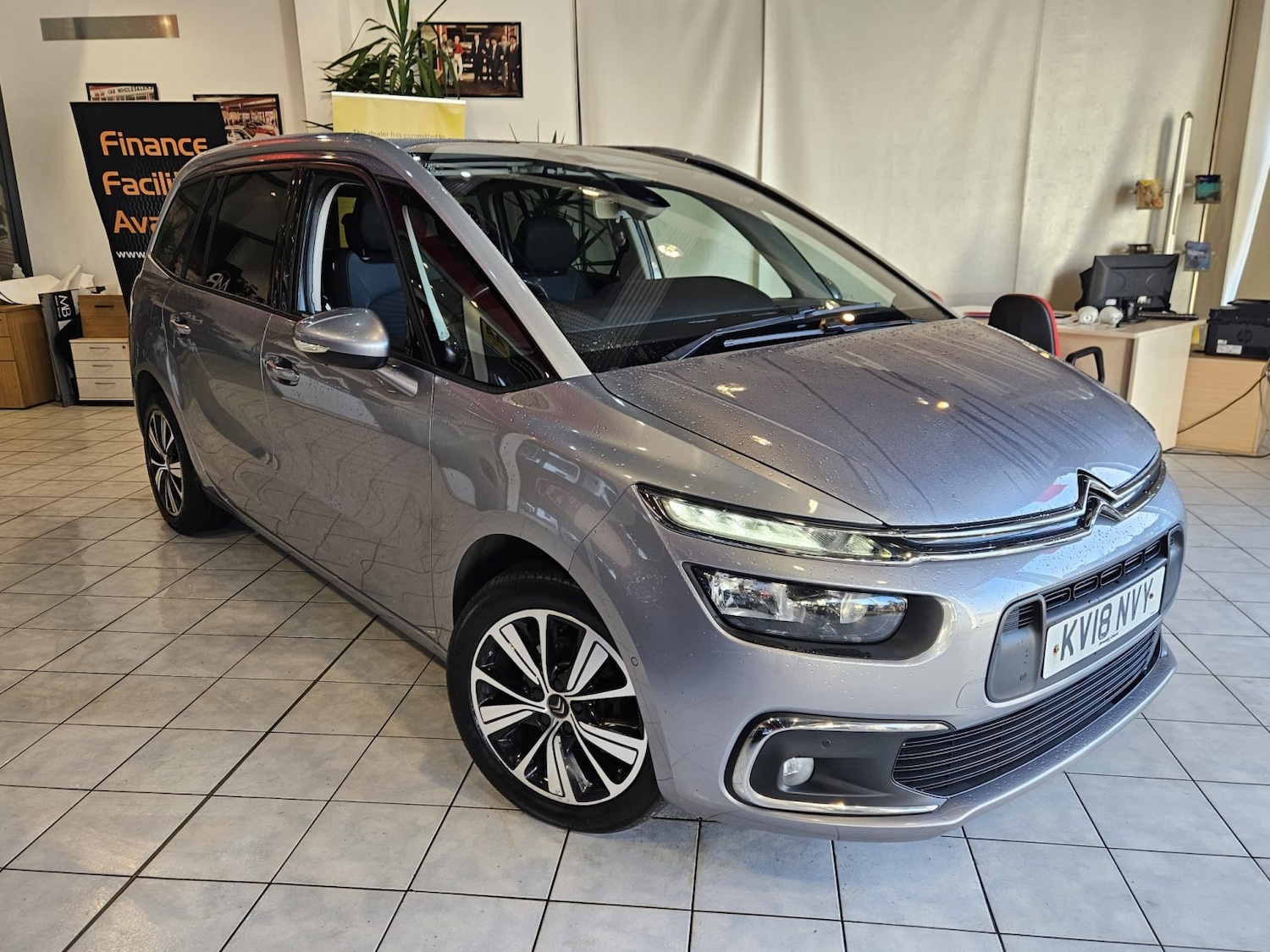 Used Citroen C4 Grand Picasso 2018 for sale - 76845013: Photo 1
