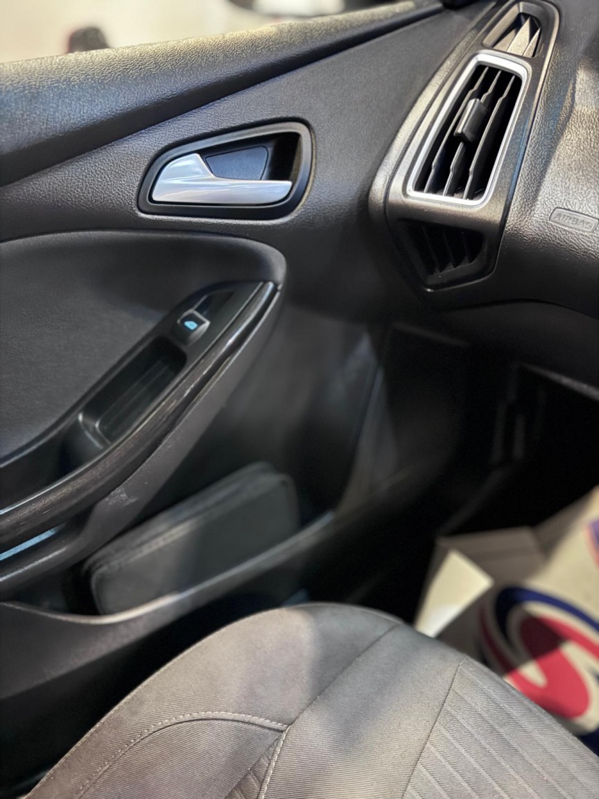 Used Ford Focus 2015 for sale - 77595229: Photo 10