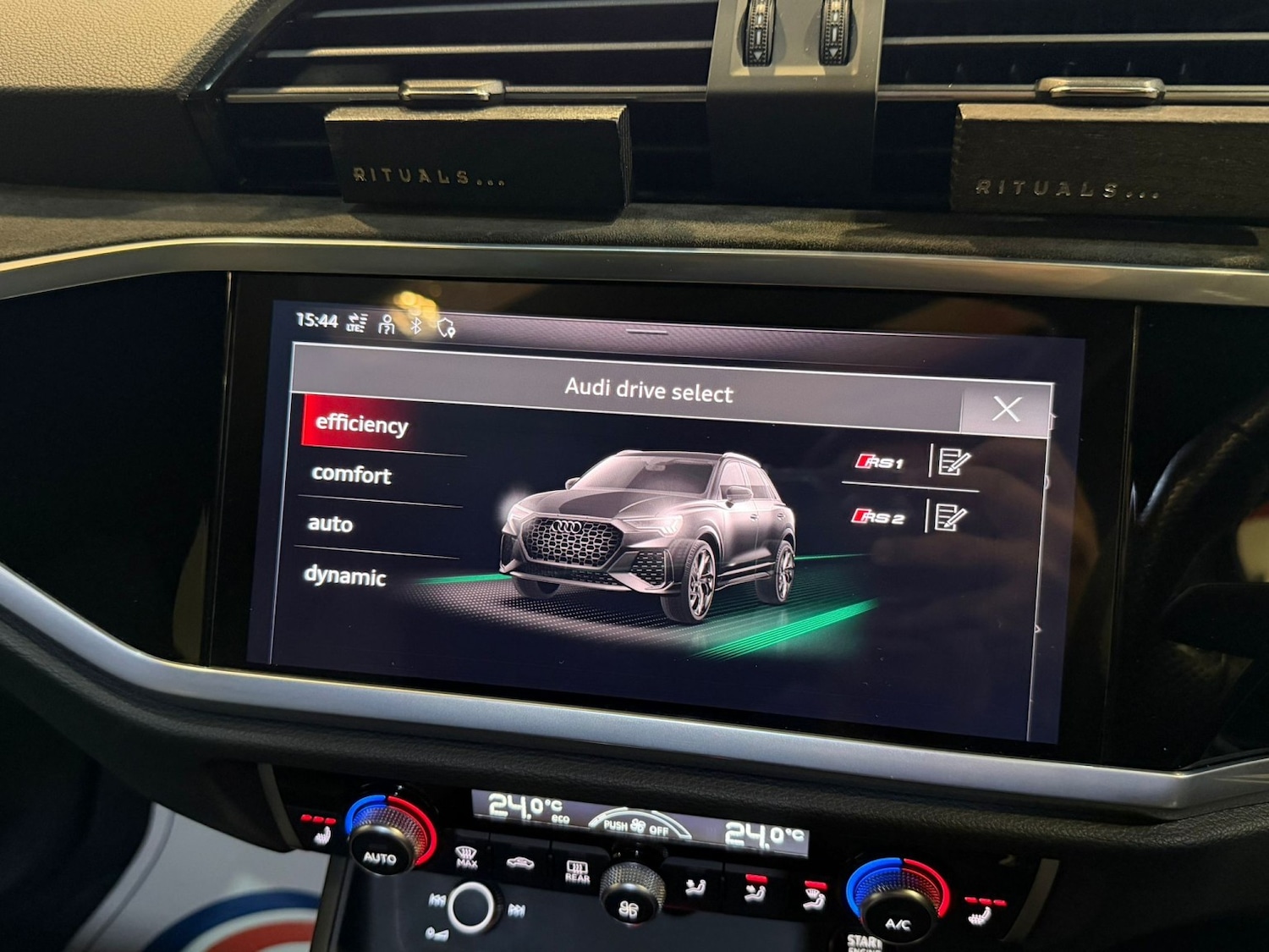 Used Audi RS Q3 2022 for sale - 78057085: Photo 24