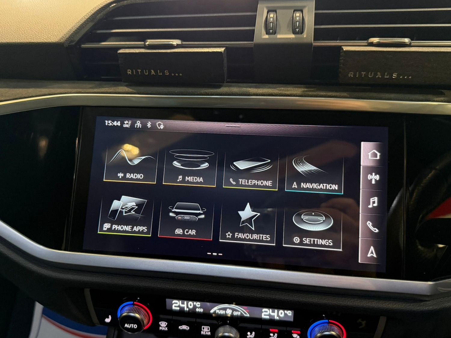 Used Audi RS Q3 2022 for sale - 78057085: Photo 27