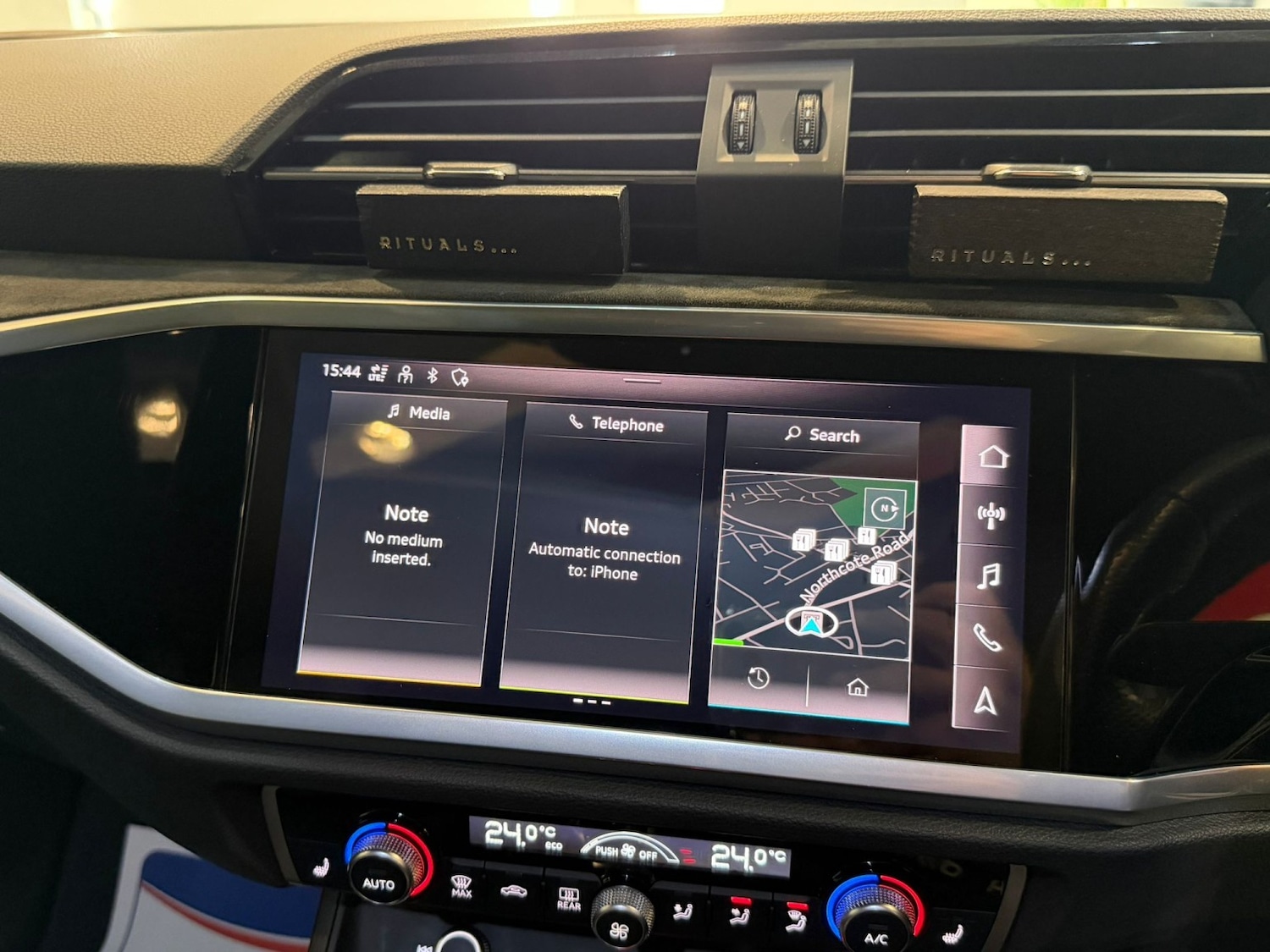 Used Audi RS Q3 2022 for sale - 78057085: Photo 28