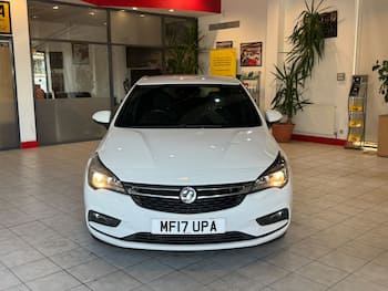 Used Vauxhall Astra 2017 for sale - 79495365: Photo