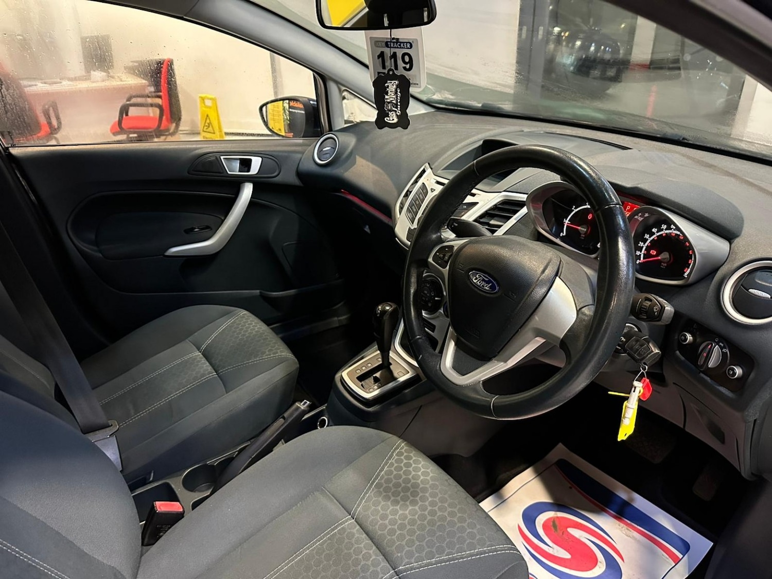 Used Ford Fiesta 2012 for sale - 76536868: Photo 15