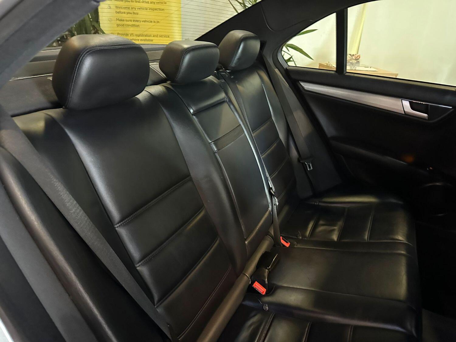 Used Mercedes-Benz C Class 2012 for sale - 76845039: Photo 17