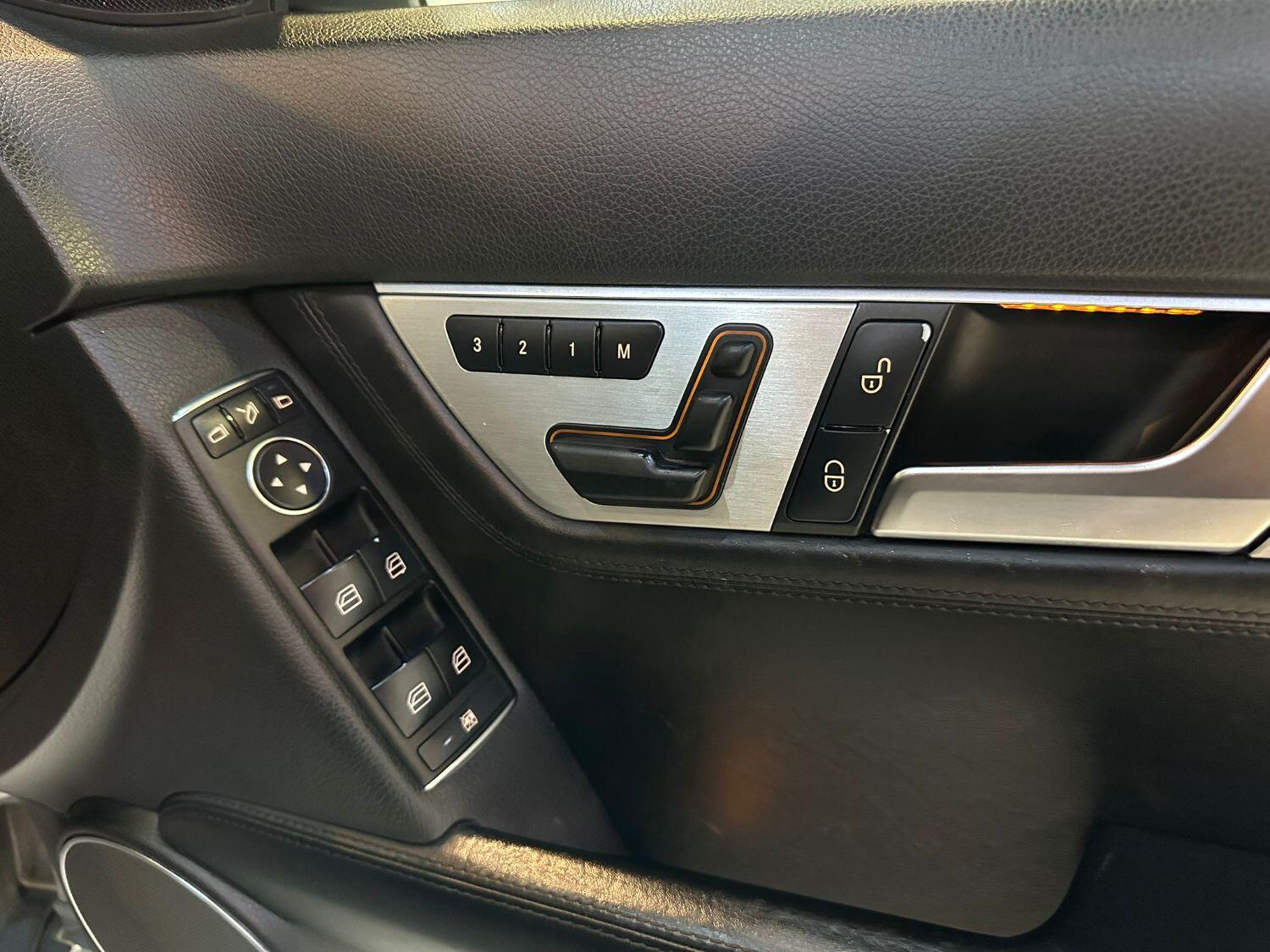 Used Mercedes-Benz C Class 2012 for sale - 76845039: Photo 23