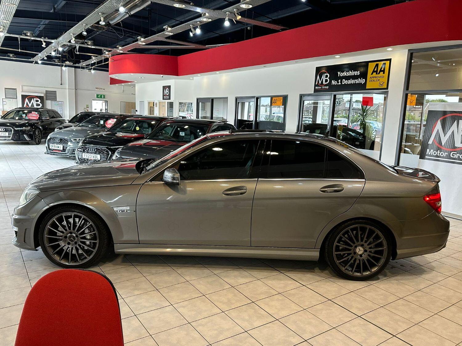 Used Mercedes-Benz C Class 2012 for sale - 76845039: Photo 5