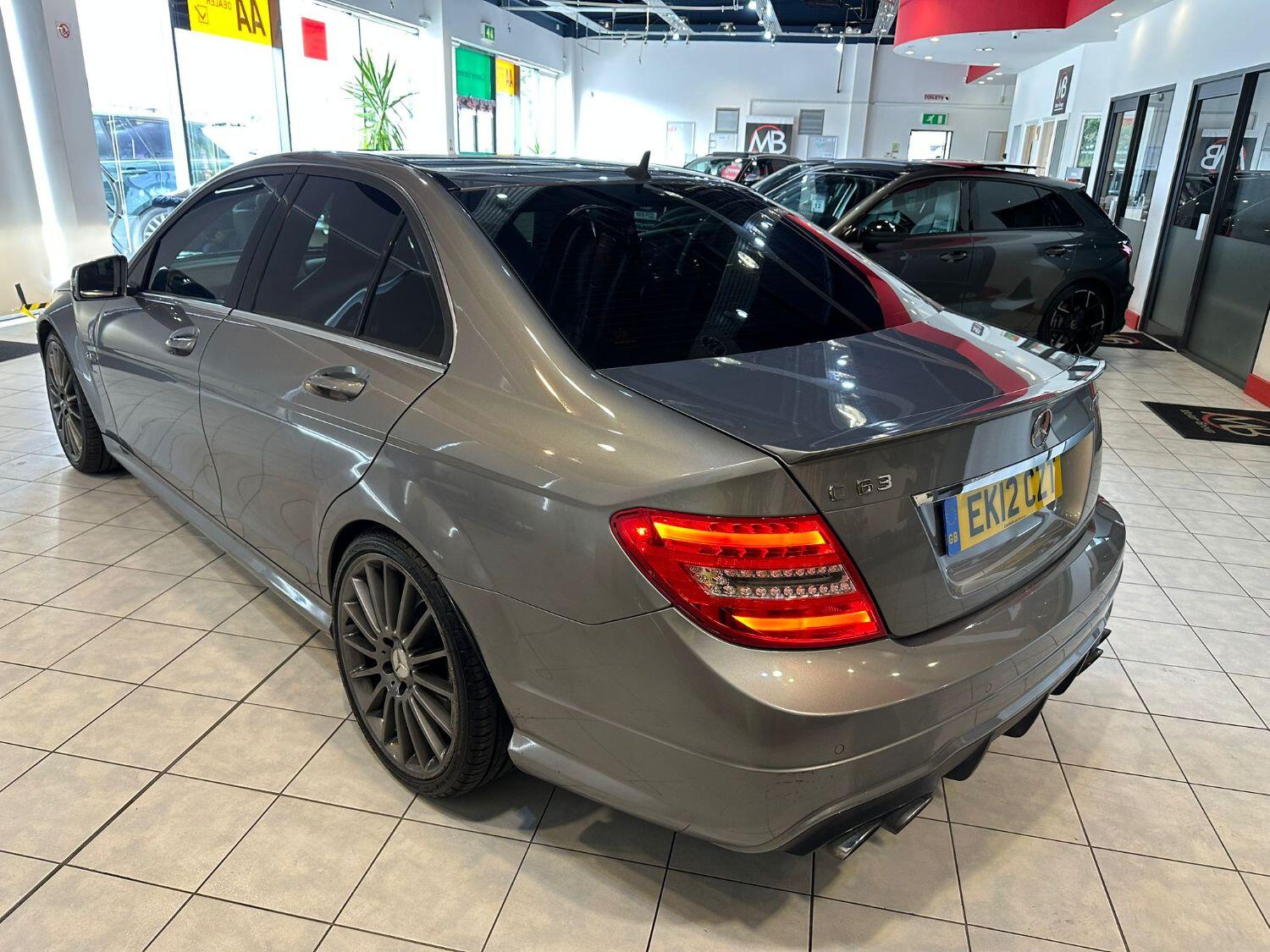 Used Mercedes-Benz C Class 2012 for sale - 76845039: Photo 8