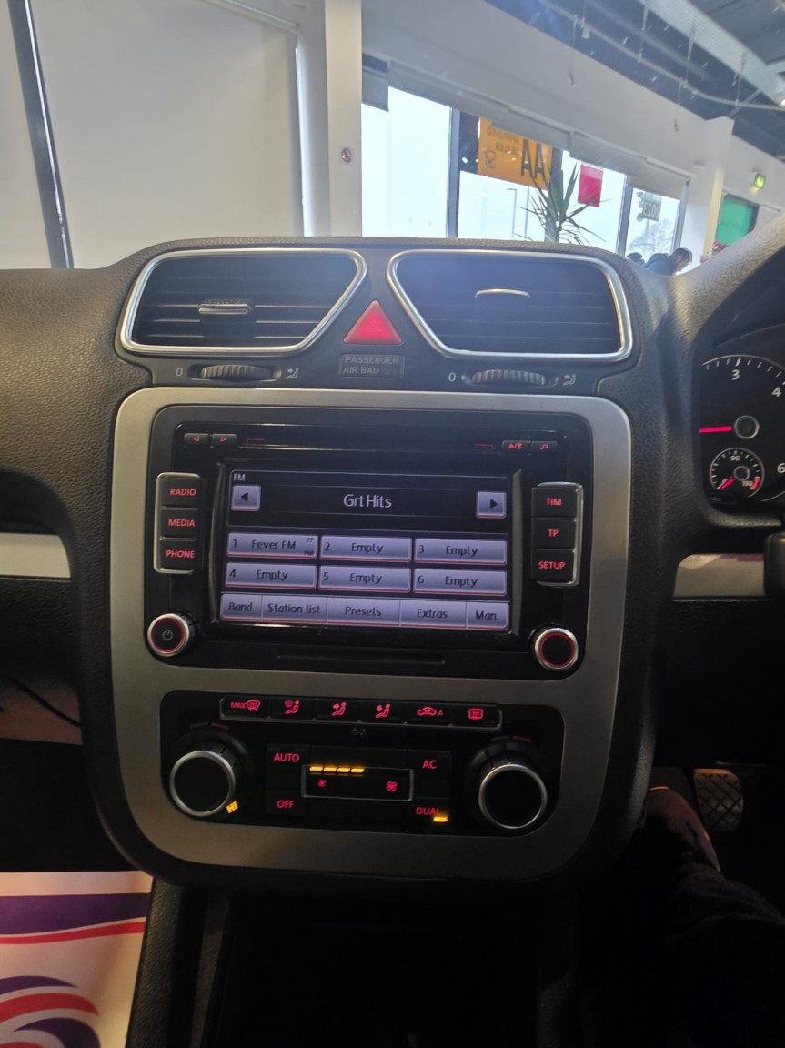 Used Volkswagen Scirocco 2010 for sale - 76982754: Photo 11