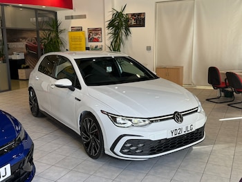 Used Volkswagen Golf 2021 for sale - 78018434: Photo