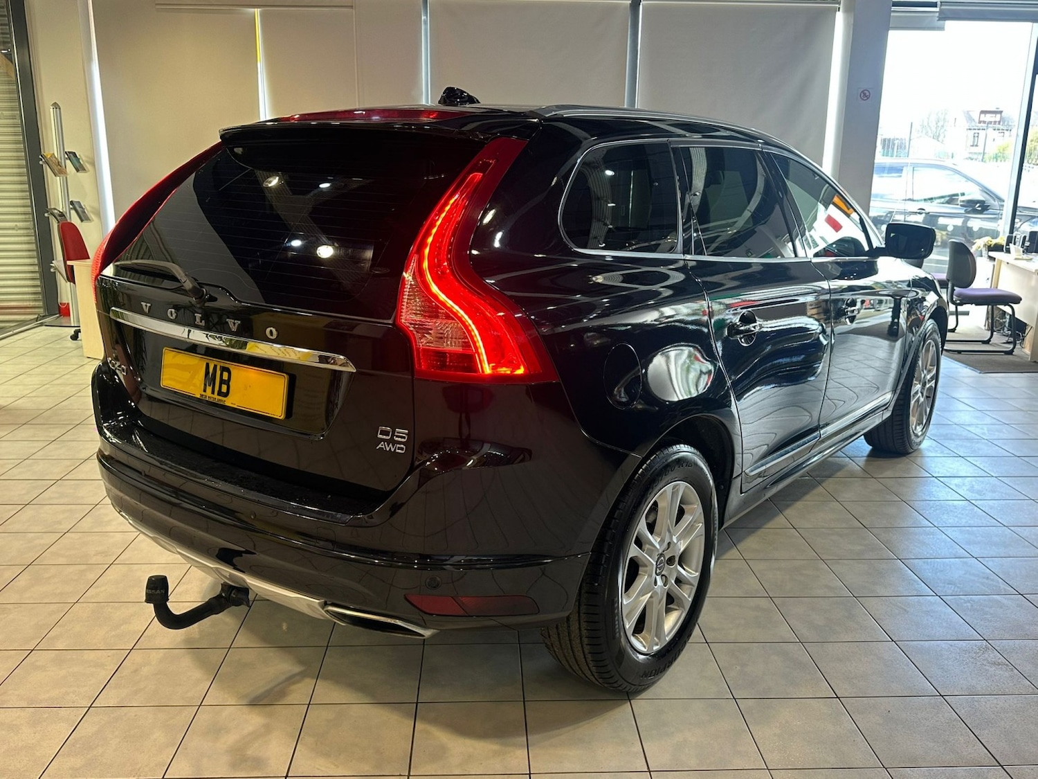 Used Volvo XC60 2015 for sale - 77721235: Photo 10