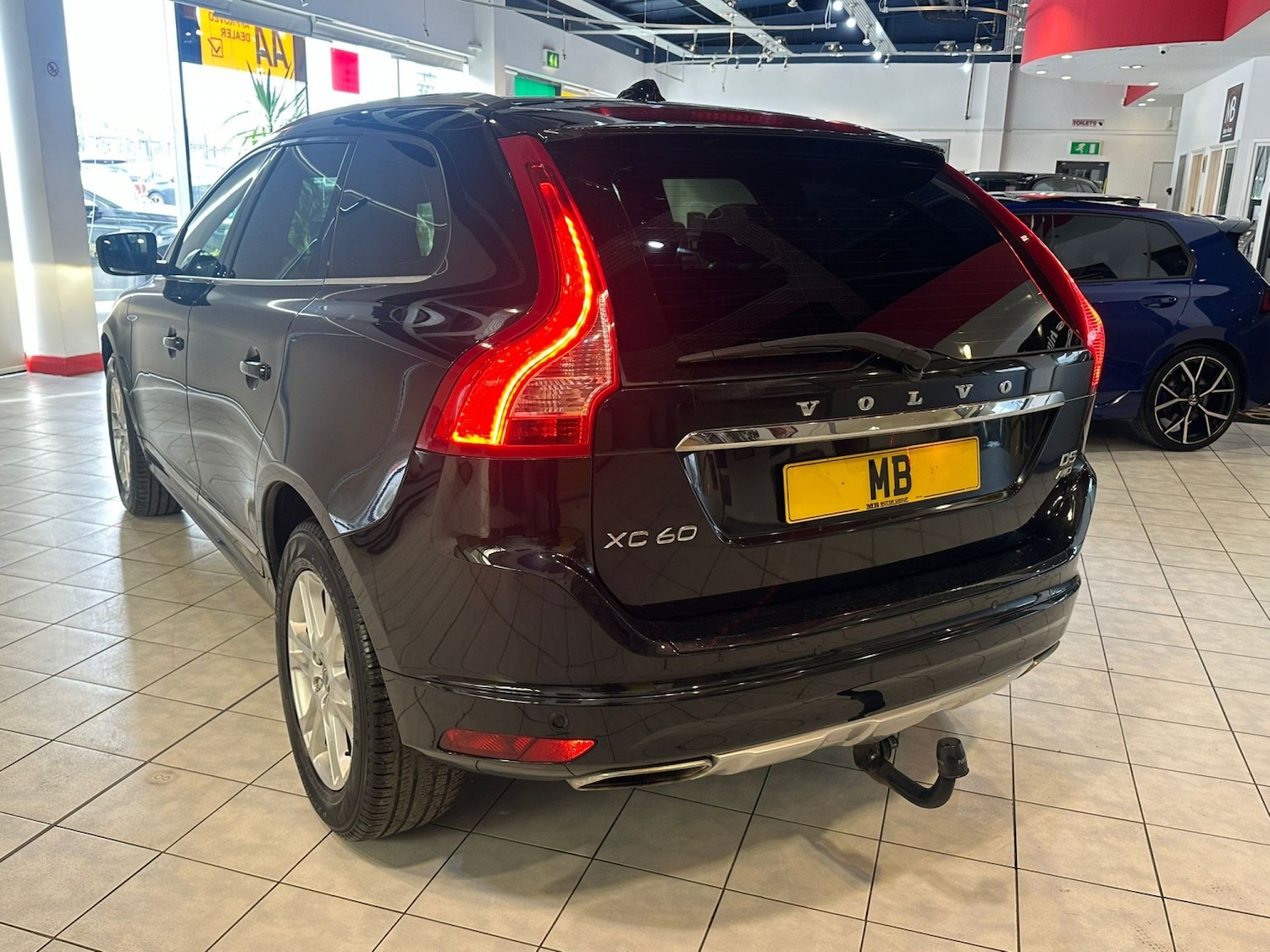 Used Volvo XC60 2015 for sale - 77721235: Photo 5