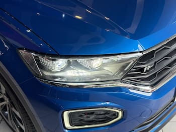 Used Volkswagen T-Roc 2018 for sale - 79819659: Photo