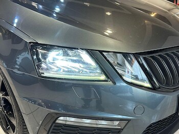 Used Skoda Octavia 2017 for sale - 76324836: Photo