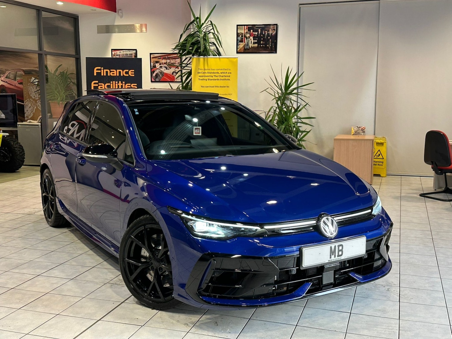 Used Volkswagen Golf 2025 for sale - 76666103: Photo 1