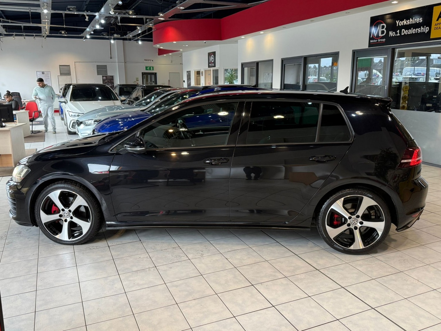 Used Volkswagen Golf 2017 for sale - 78038945: Photo 4