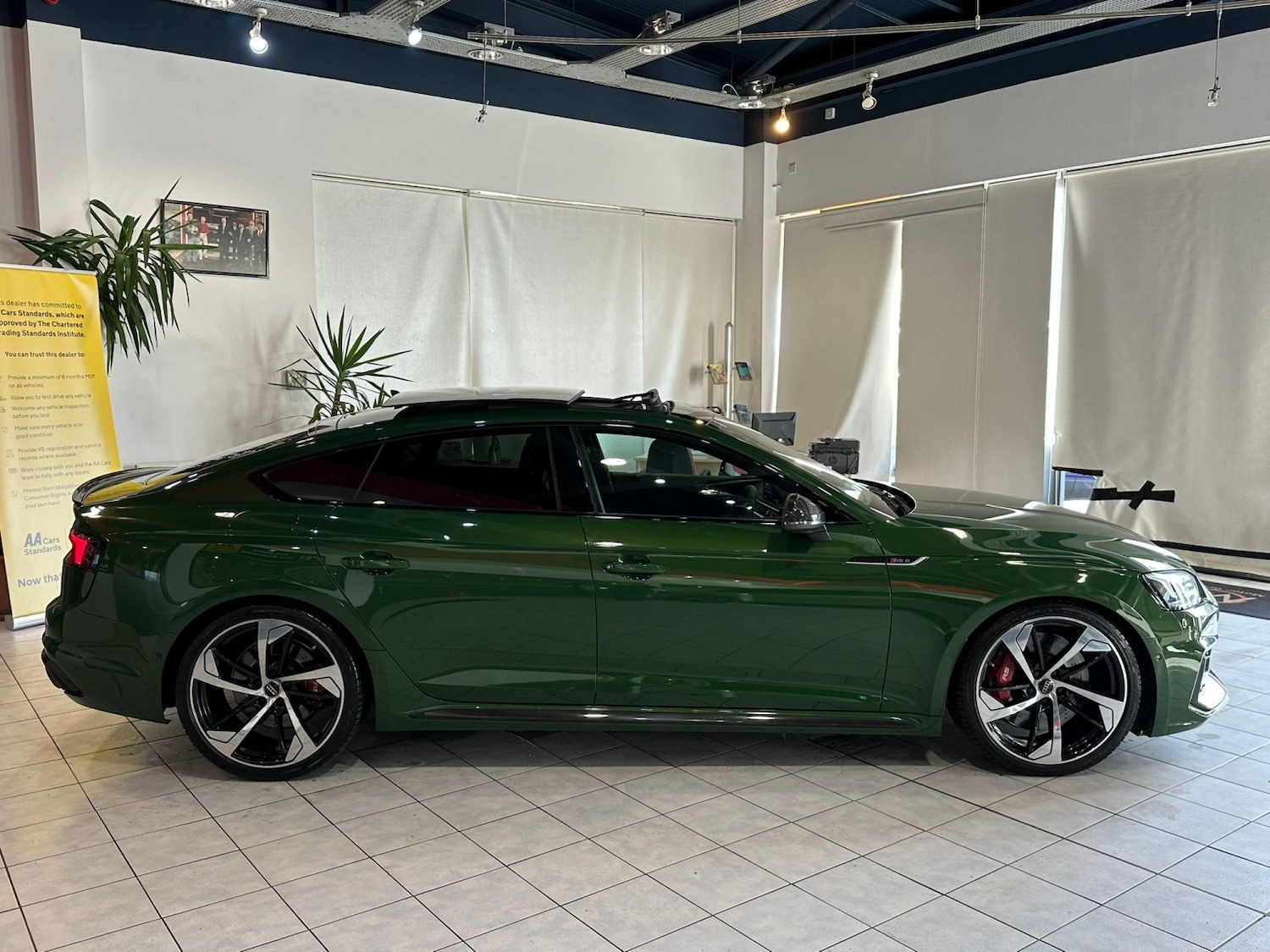 Used Audi RS5 2025 for sale - 77103515: Photo 13