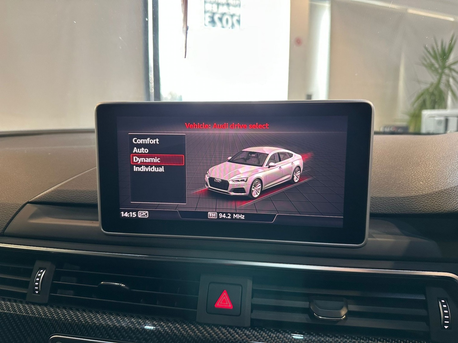 Used Audi RS5 2025 for sale - 77103515: Photo 33