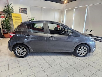Used Toyota Yaris 2019 for sale - 76186748: Photo