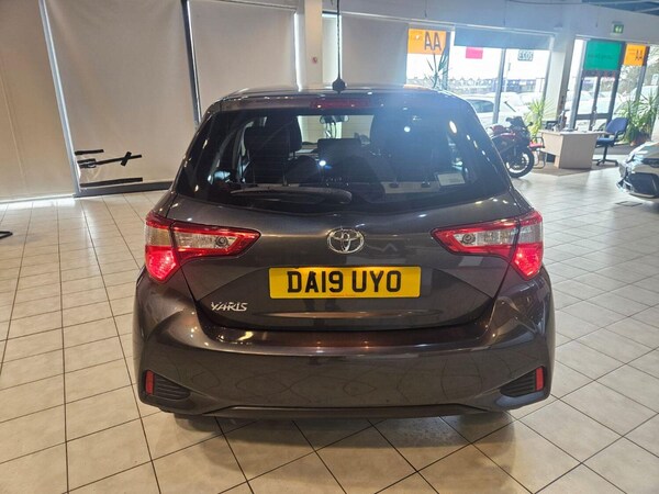 Used Toyota Yaris 2019 for sale - 76186748: Photo 6