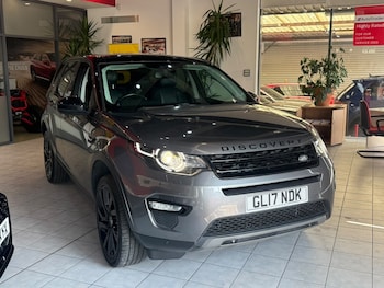 Used Land Rover Discovery Sport 2017 for sale - 79410807: Photo