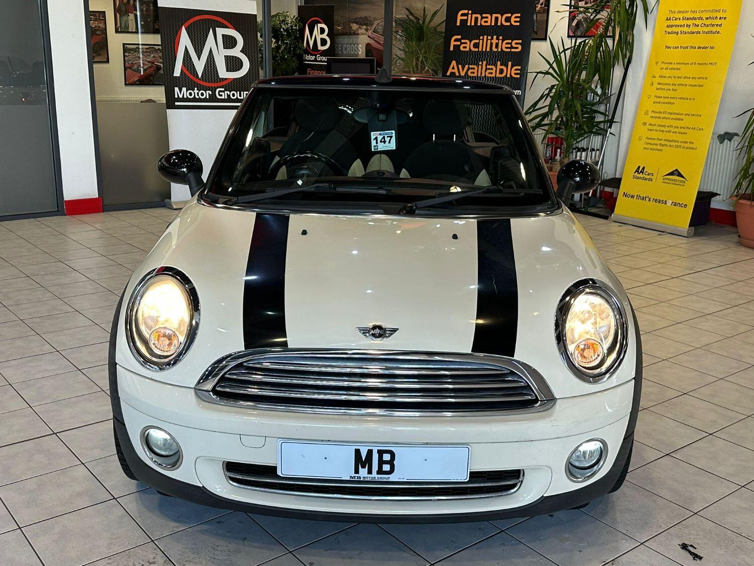 Used MINI Convertible 2010 for sale - 76571124: Photo 2