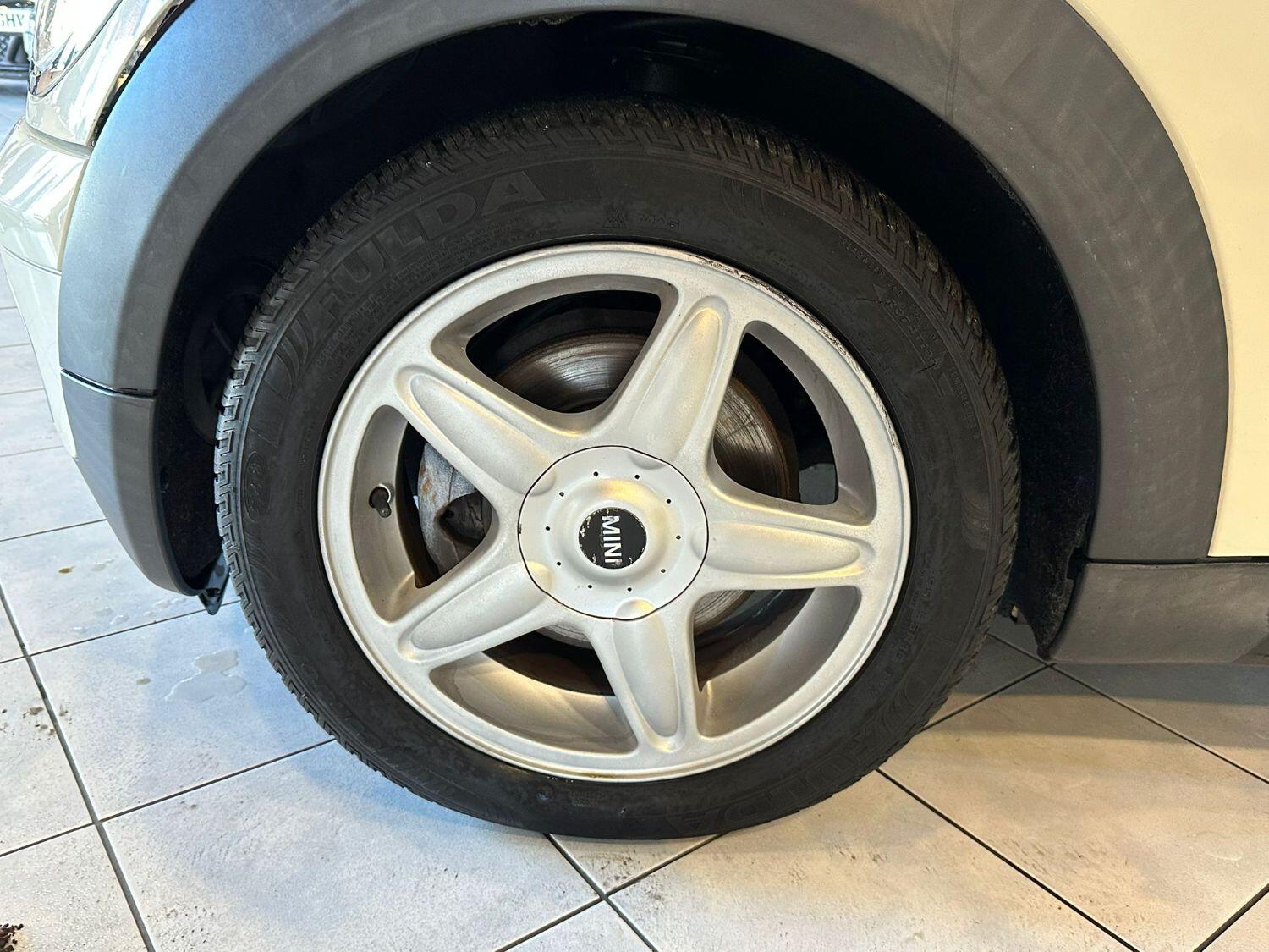 Used MINI Convertible 2010 for sale - 76571124: Photo 21