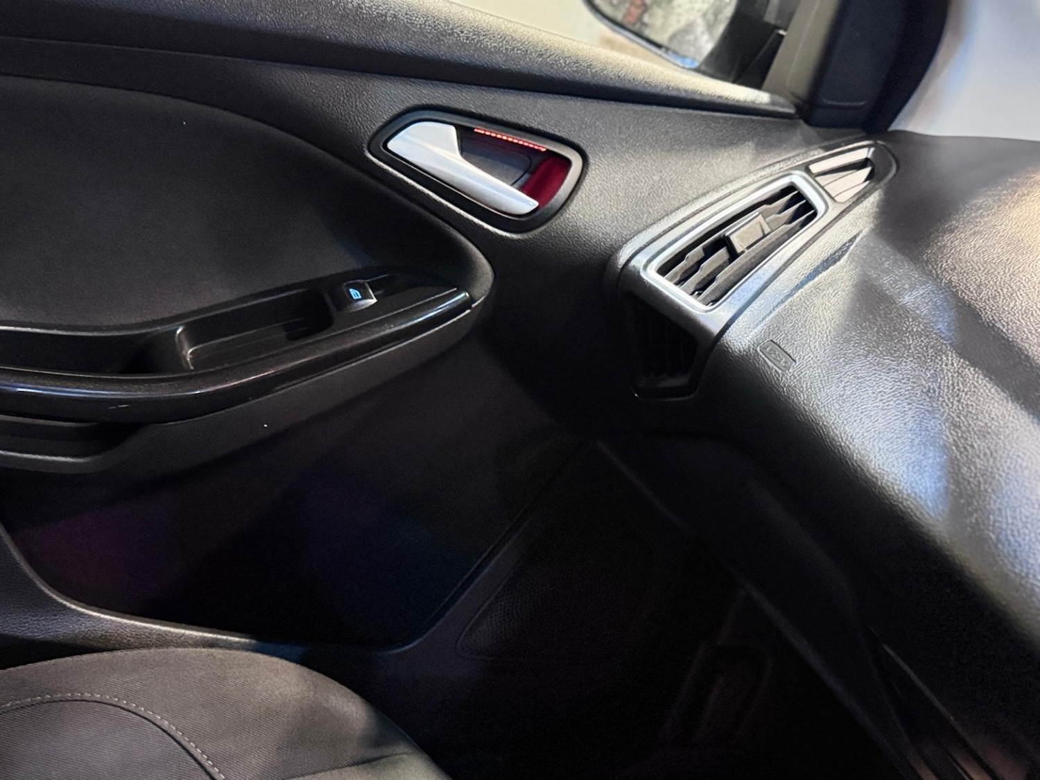 Used Ford Focus 2015 for sale - 77595228: Photo 19