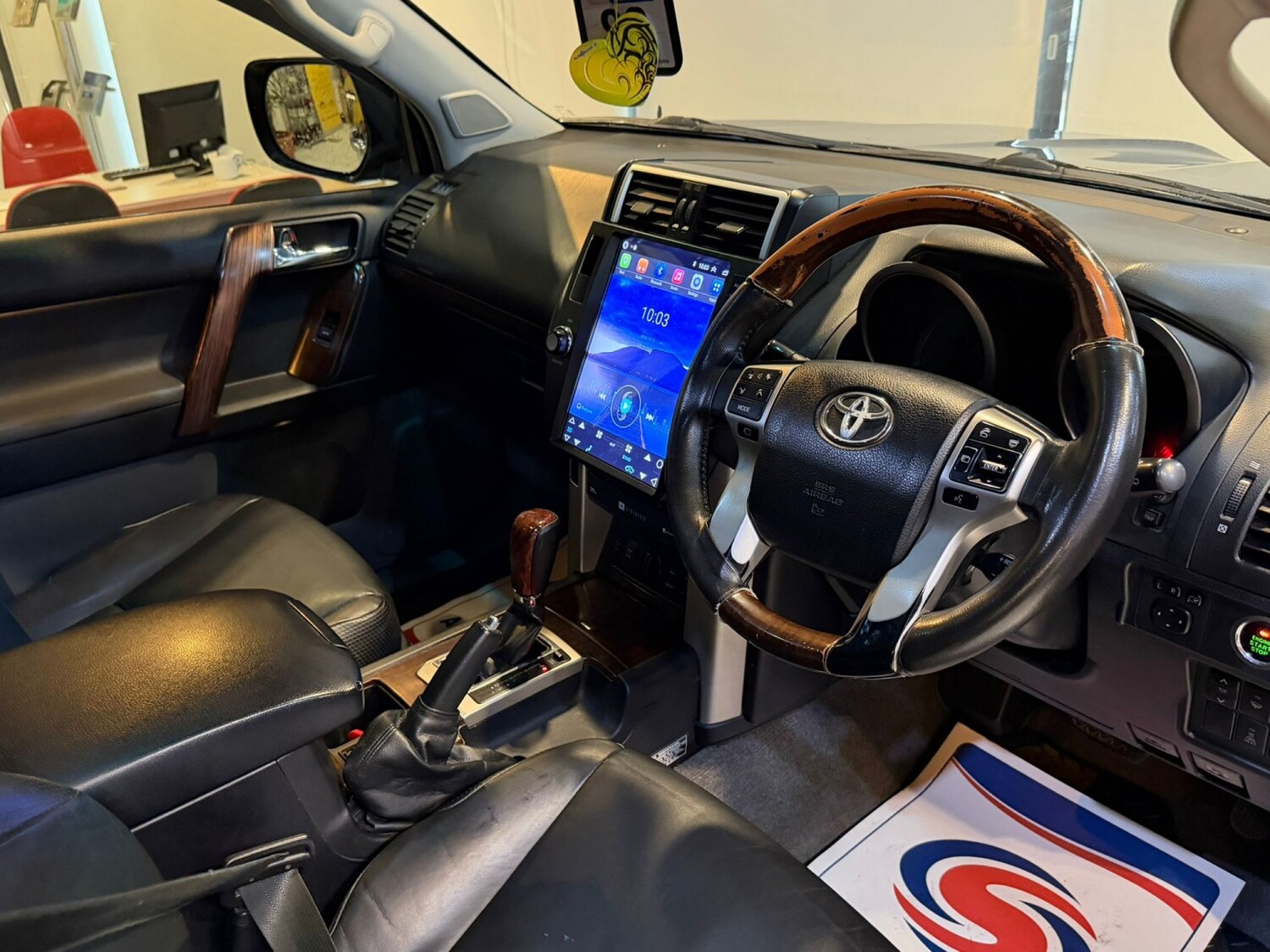 Used Toyota Land Cruiser 2010 for sale - 78145893: Photo 24