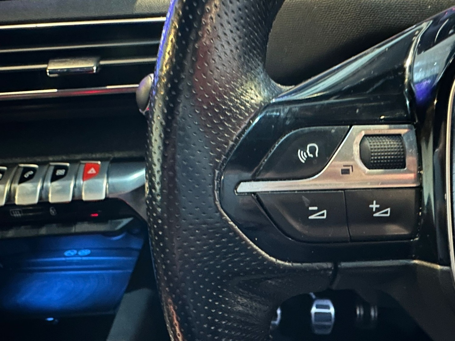 Used Peugeot 3008 2018 for sale - 77603391: Photo 12