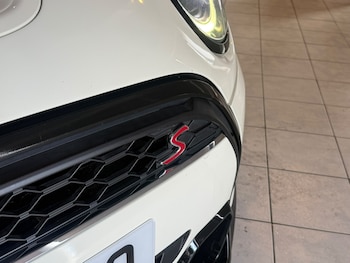 Used MINI Hatch 2022 for sale - 79451234: Photo