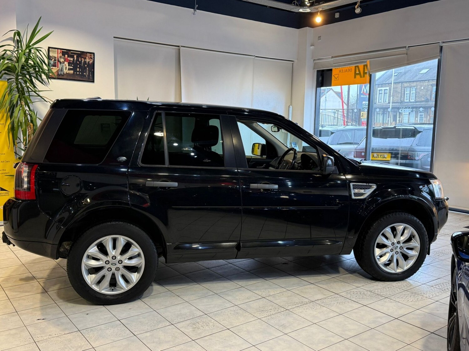 Used Land Rover Freelander 2 2011 for sale - 77478044: Photo 9