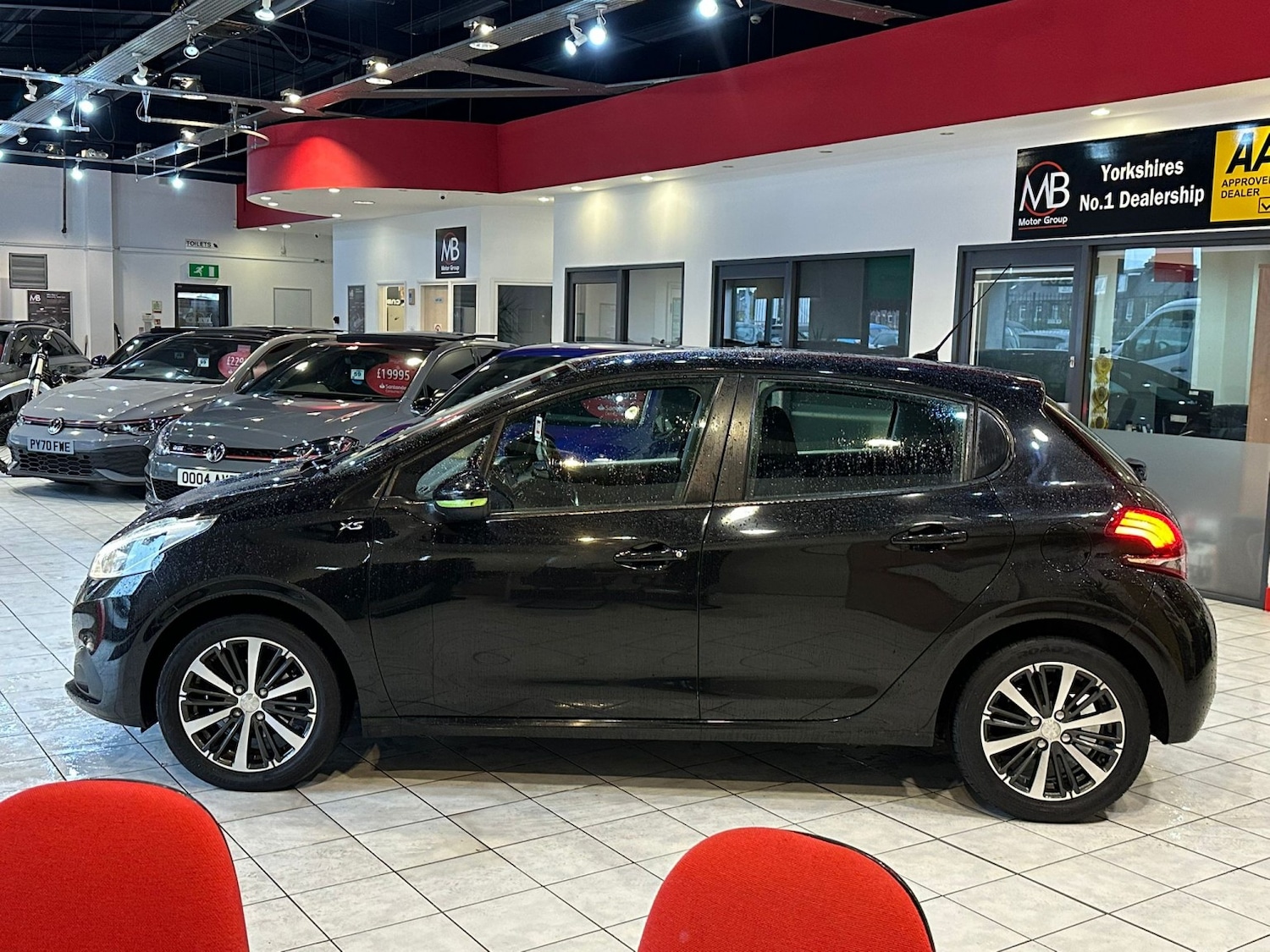 Used Peugeot 208 2016 for sale - 77084255: Photo 11