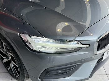 Used Volvo V60 2019 for sale - 79575490: Photo