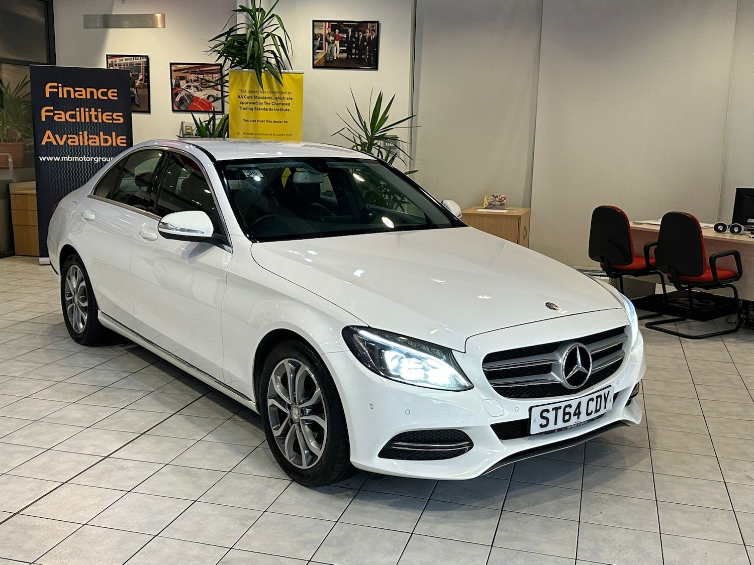 Used Mercedes-Benz C Class 2014 for sale - 77694178: Photo 3