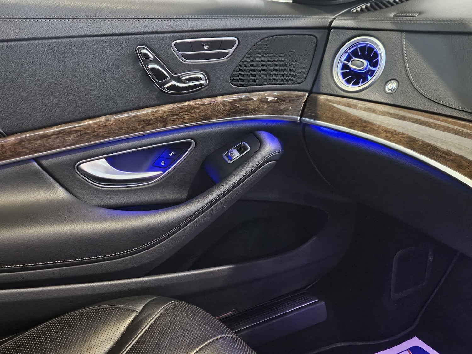 Used Mercedes-Benz S Class 2015 for sale - 77931319: Photo 24