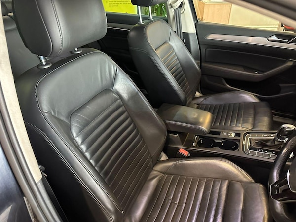 Used Volkswagen Passat 2015 for sale - 75376565: Photo 13