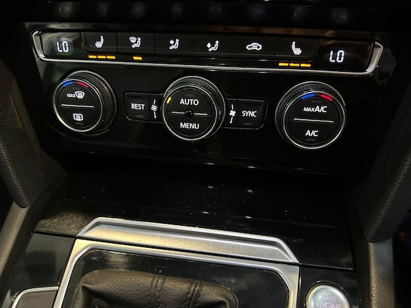 Used Volkswagen Passat 2015 for sale - 75376565: Photo 16