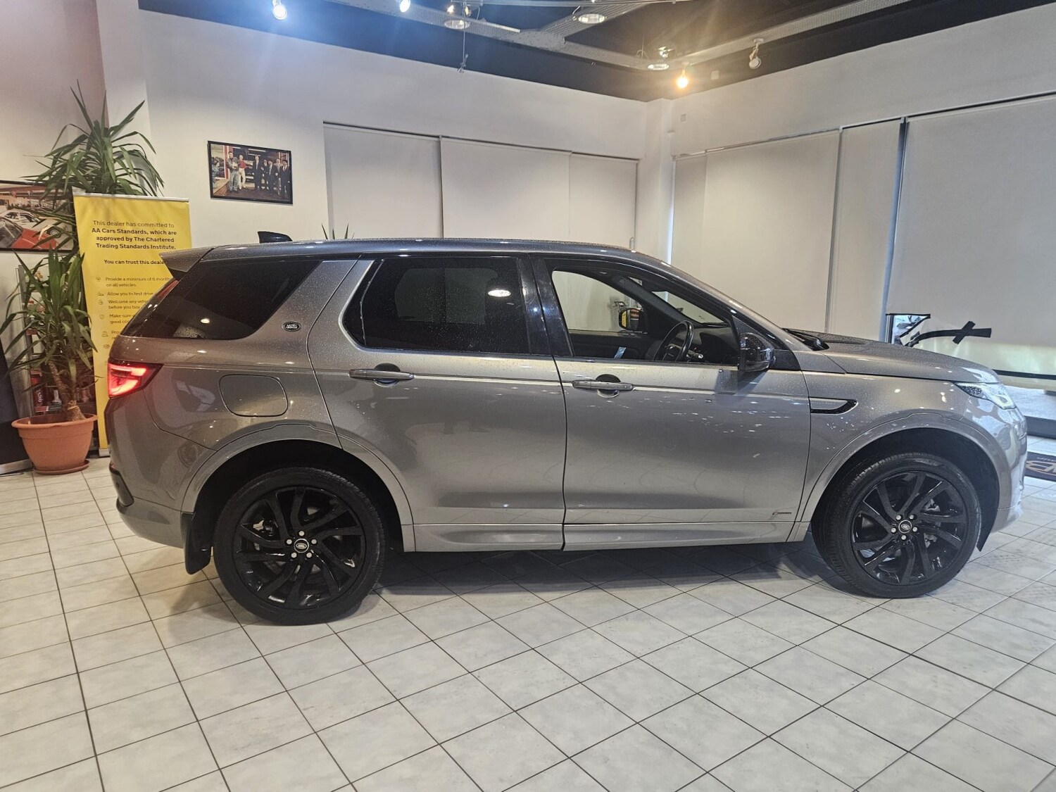 Used Land Rover Discovery Sport 2020 for sale - 77721397: Photo 9